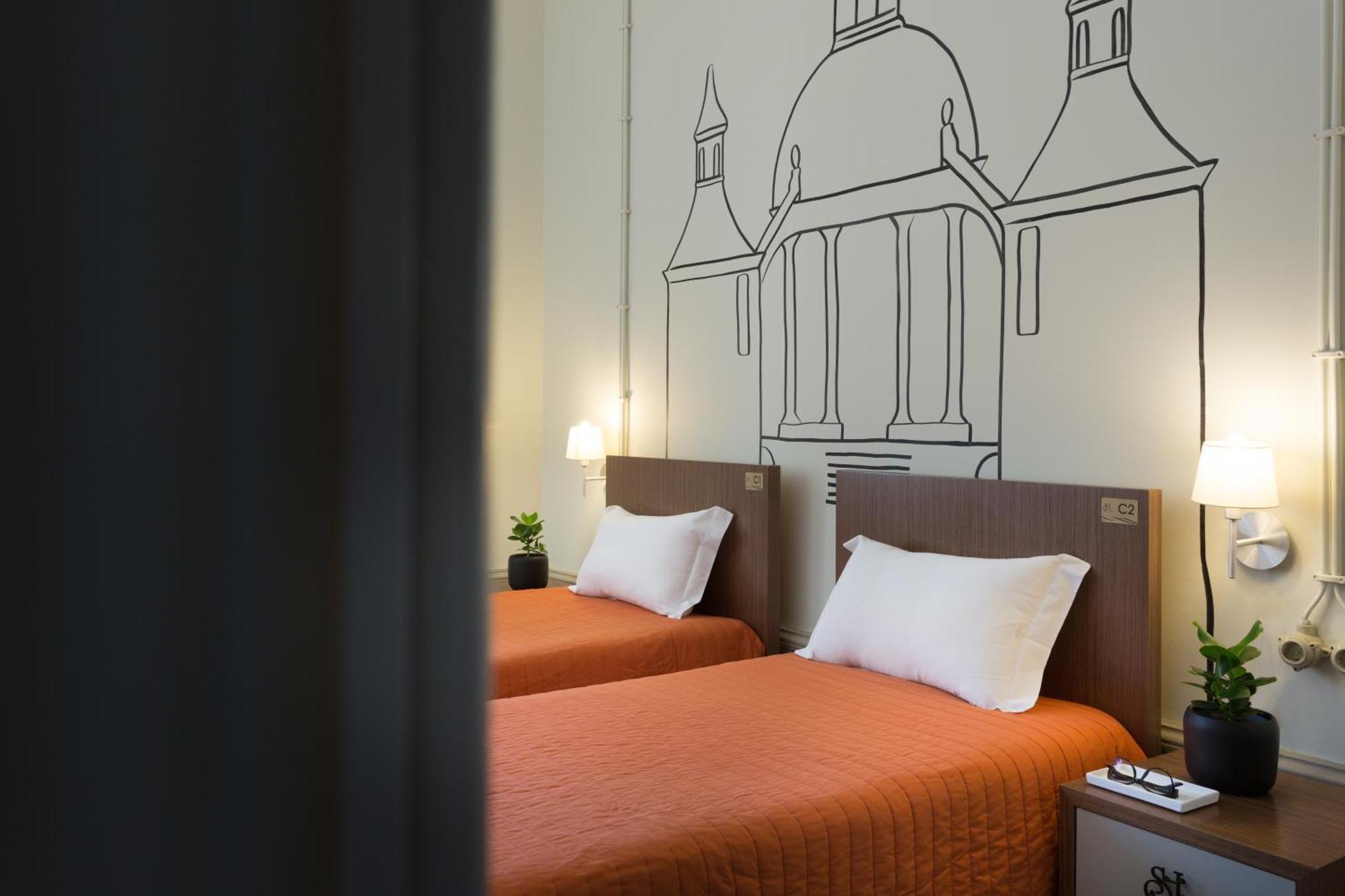 Serenata Hotel & Hostel Coimbra Exteriör bild