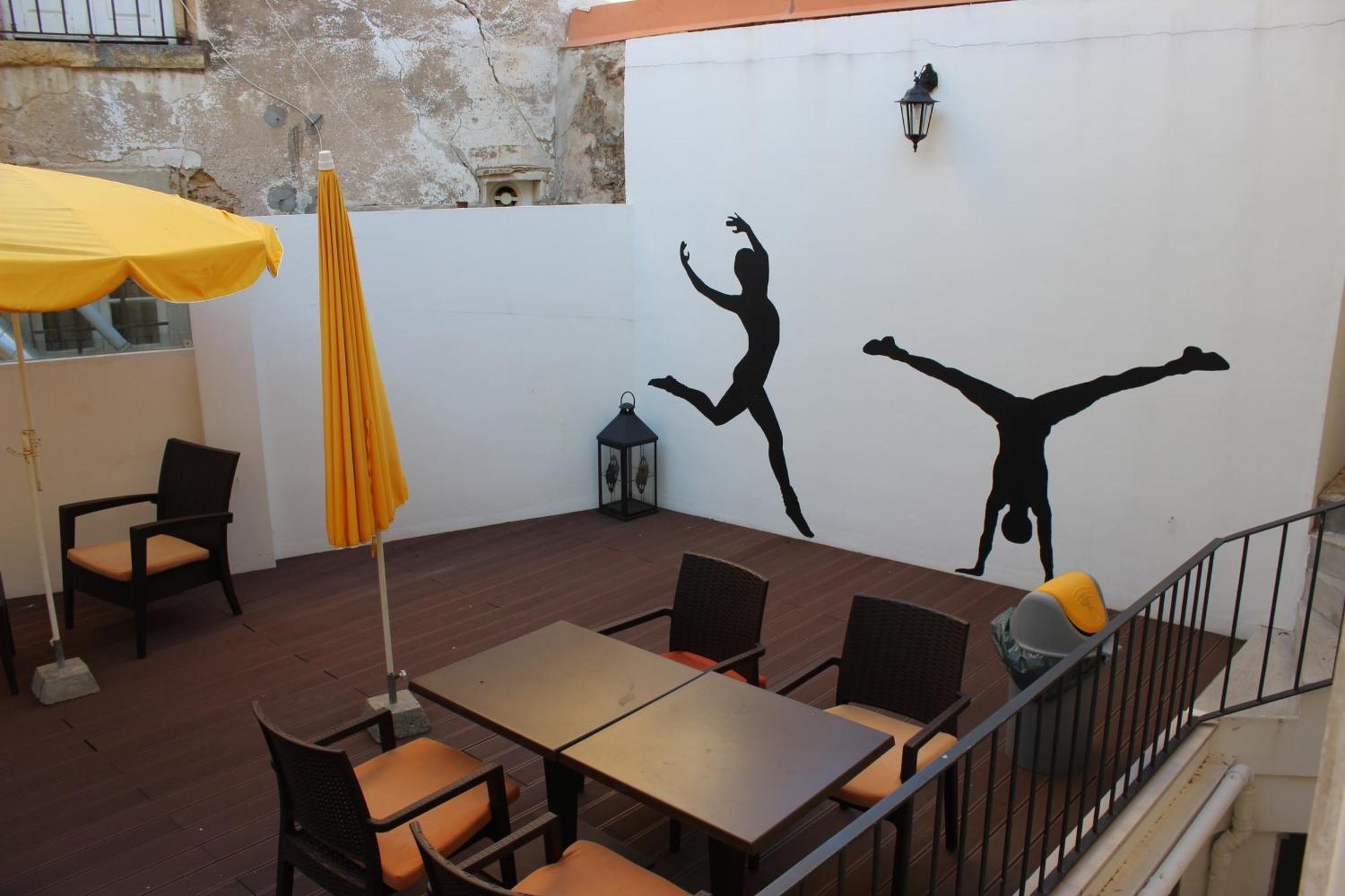 Serenata Hotel & Hostel Coimbra Exteriör bild