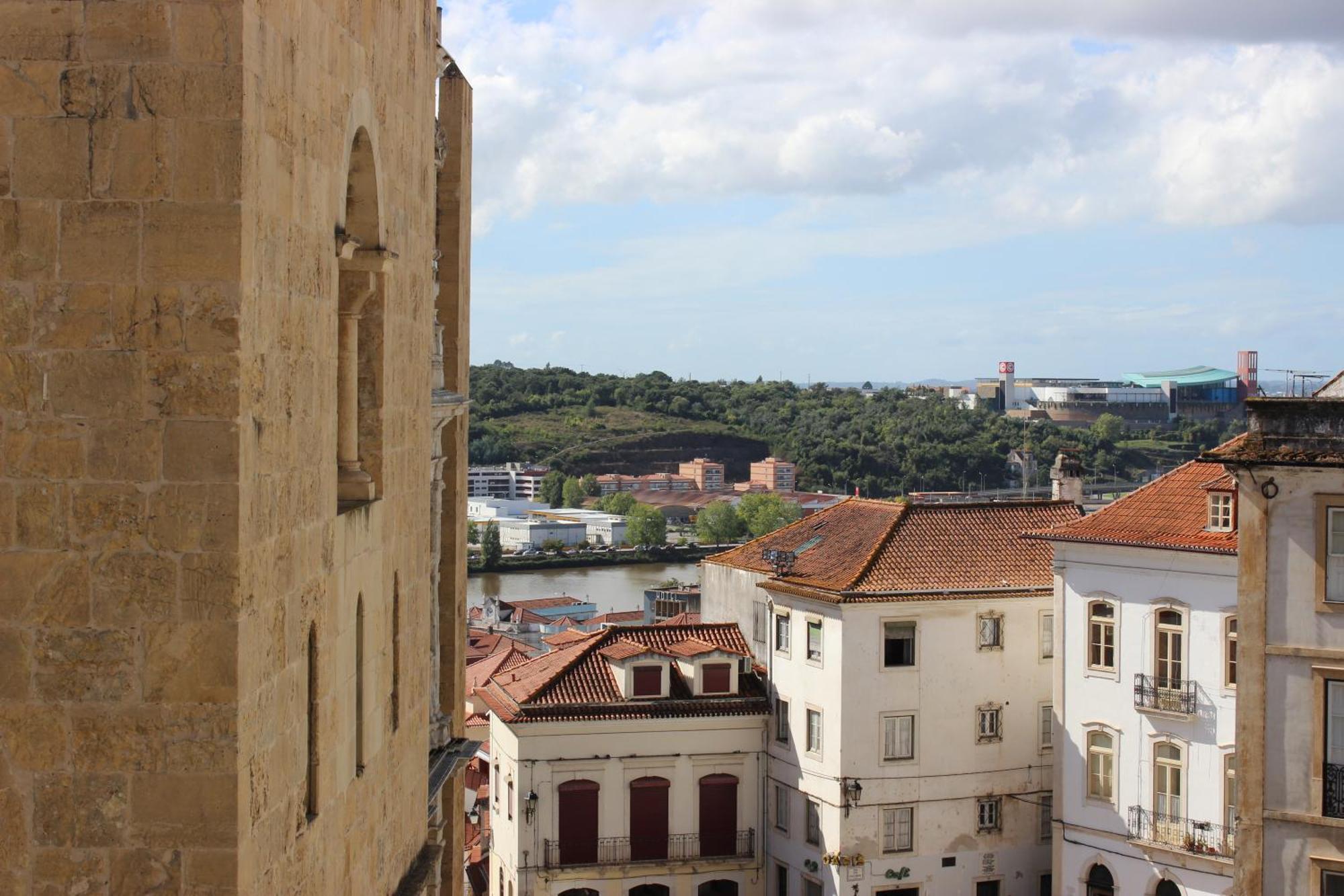 Serenata Hotel & Hostel Coimbra Exteriör bild